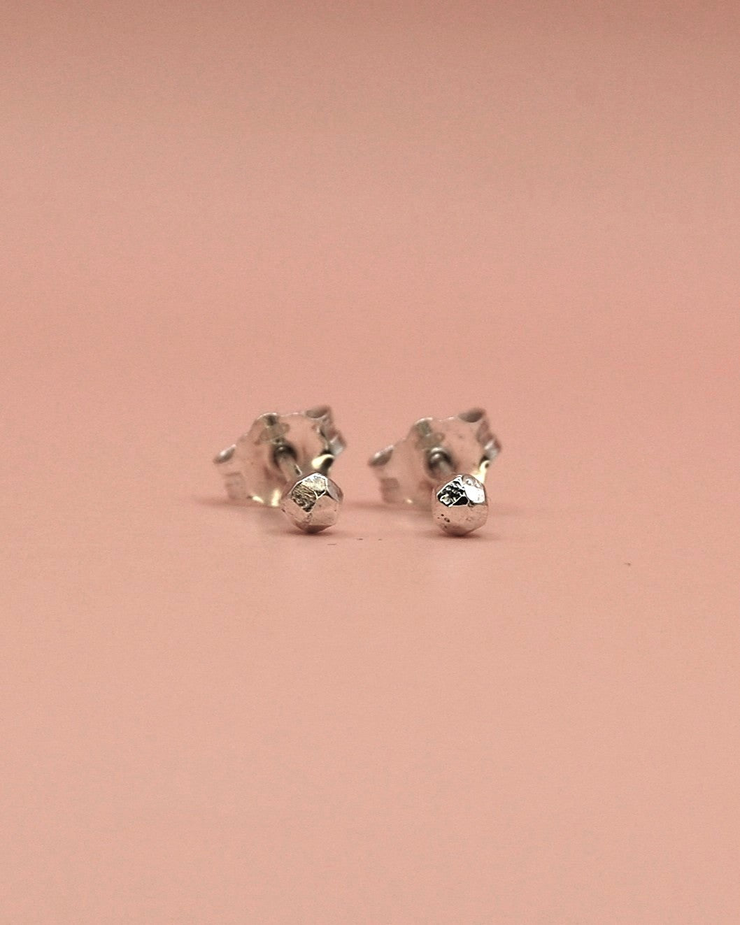 Facetdots studs mini - 925 Zilver