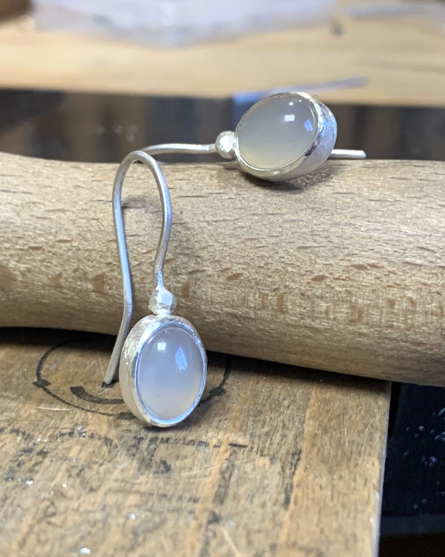 Facetdots oorbellen - 925 Zilver met Natuuragaat