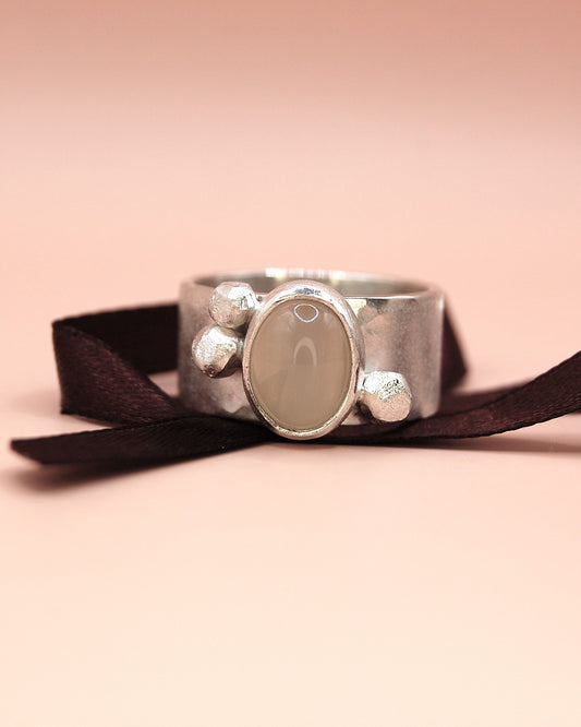 Facetdots ring - 925 Zilver met Natuuragaat