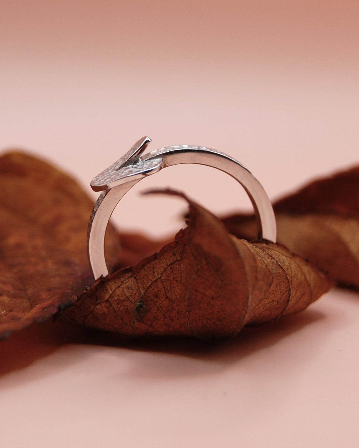 Florien Jewels Lucky Leaf ring